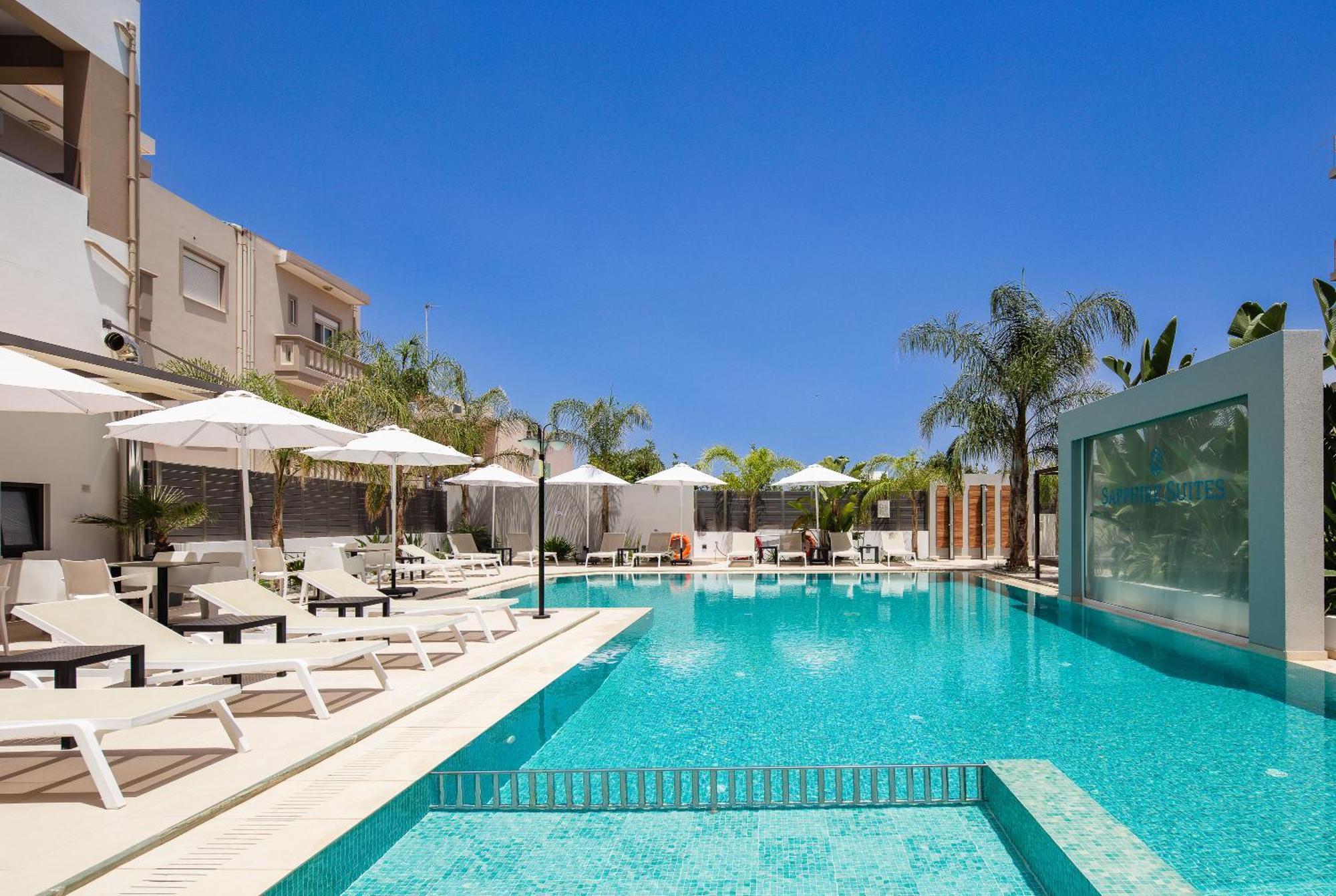 Sapphire Blue Suites 基萨莫斯 外观 照片